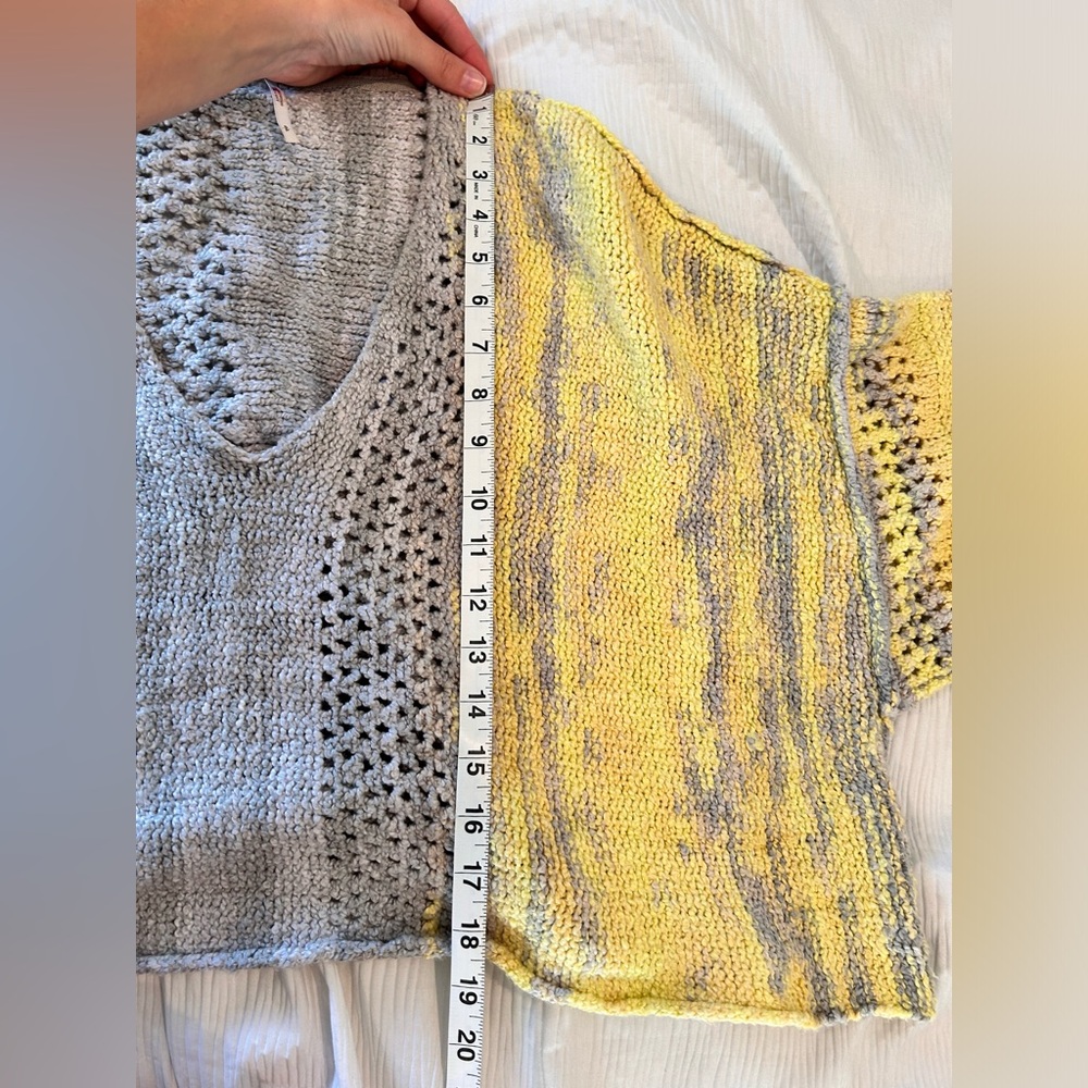 Free people yellow gray color block sweater S oversized EUC - Picture 4 of 5